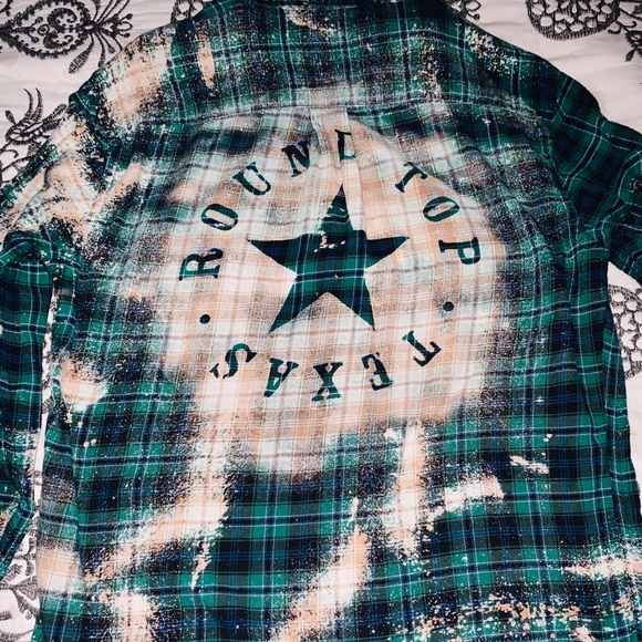 punk and junk Tops - Punk and Junk-  Round Top TX  size medium Flannel